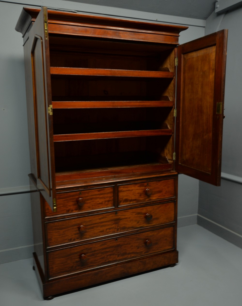 Handsome Regency Mahogany Linen-Press View IX