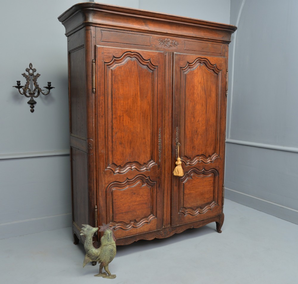 Very Sweet Small 18thc French Walnut Armoire 