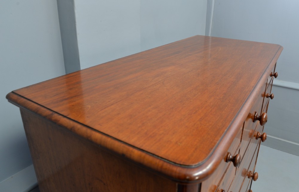 Superb Quality Large Victorian Mahogany  Maple & Co Chest Of Drawers View XIV