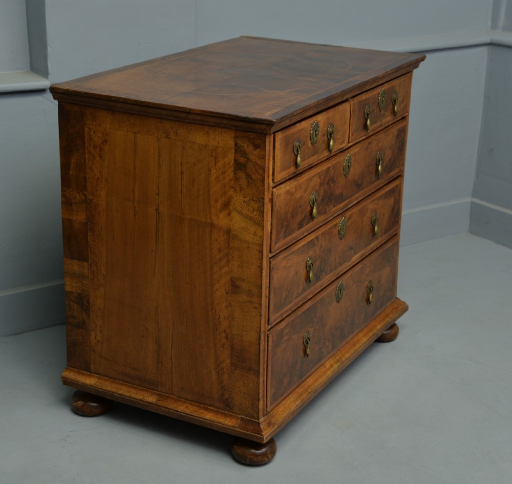 William & Mary Walnut Chest Of Drawers View VIII