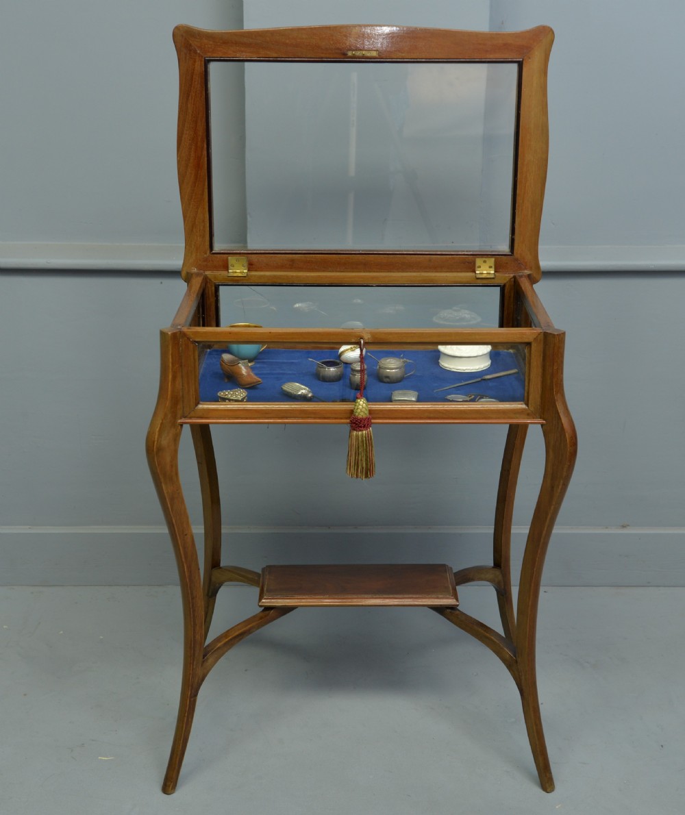 Pretty Edwardian Mahogany Bijouterie Trinket Display Table View III