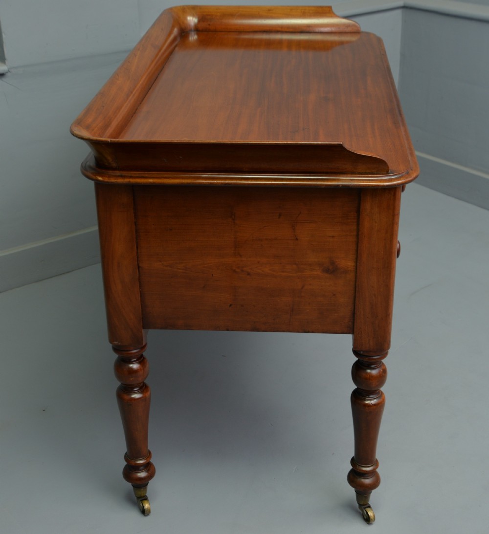 Superb Victorian Mahogany Writing Table Desk View X