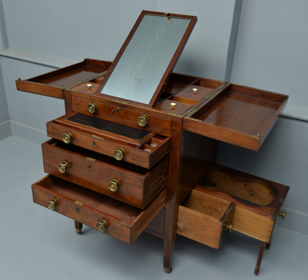 Unusual Georgian Mahogany Gentlemans Dressing Chest Secretaire View XIII