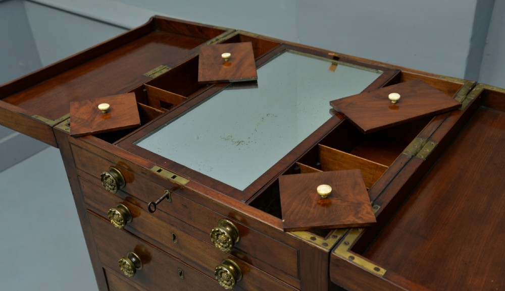Unusual Georgian Mahogany Gentlemans Dressing Chest Secretaire View XVII