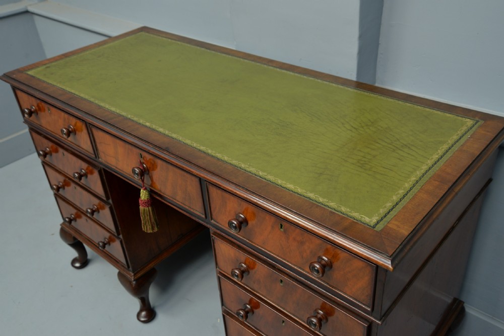 Edwardian Mahogany Pedestal Desk View VII