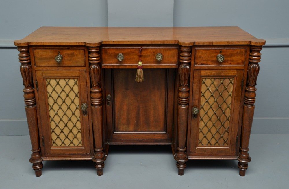 Elegant William IV Mahogany Sideboard View IV