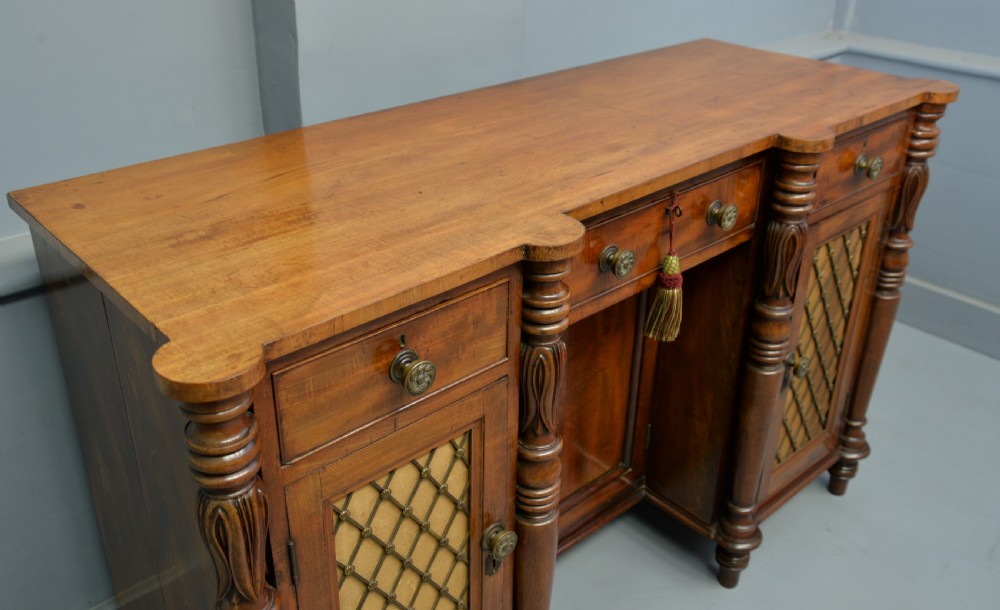 Elegant William IV Mahogany Sideboard View VIII