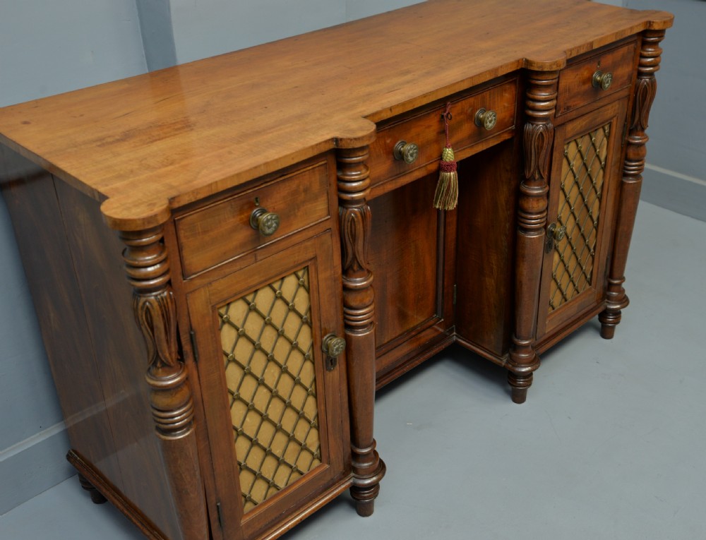 Elegant William IV Mahogany Sideboard View XII