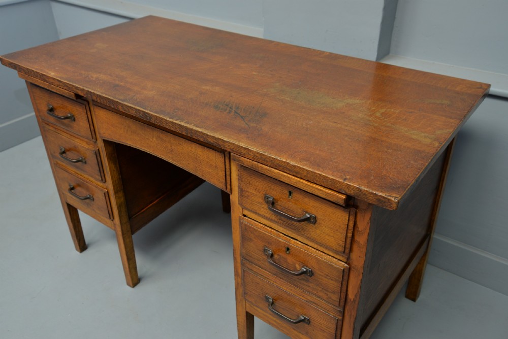 1930s Oak Pedestal Desk View VII