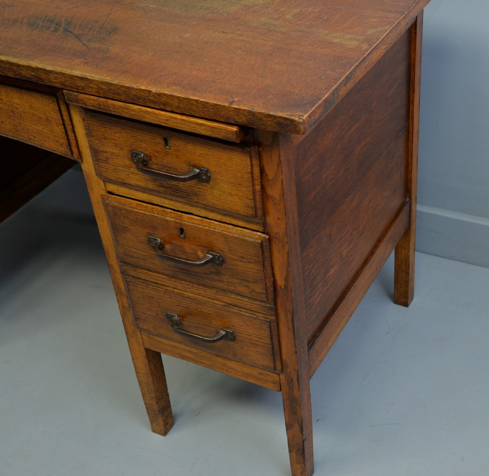 1930s Oak Pedestal Desk View IX