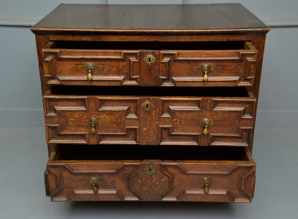 Late 17th Century Geometric Oak Chest Of Drawers View V