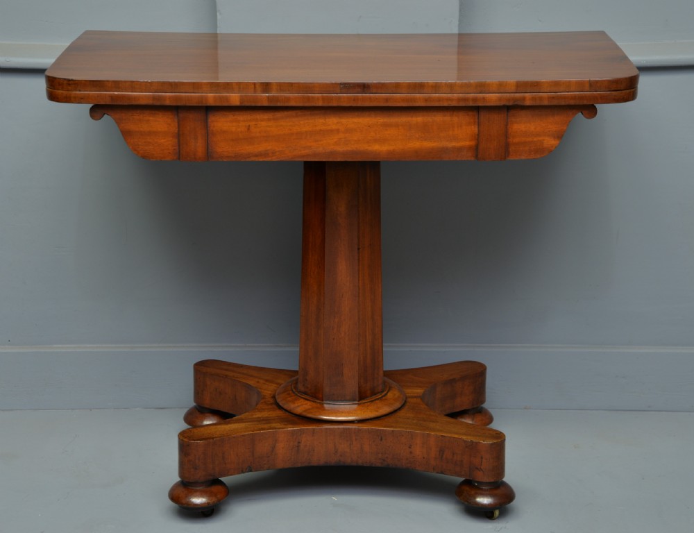 Elegant William IV Mahogany Games Table View II