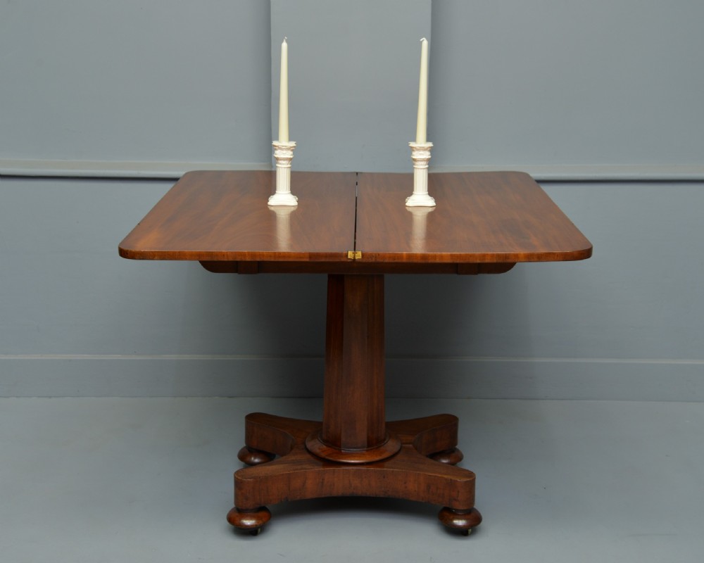 Elegant William IV Mahogany Games Table View X