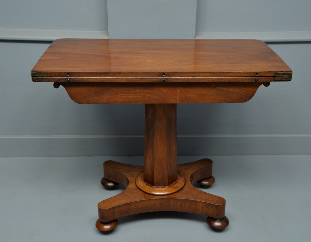 Elegant William IV Mahogany Games Table View XIII