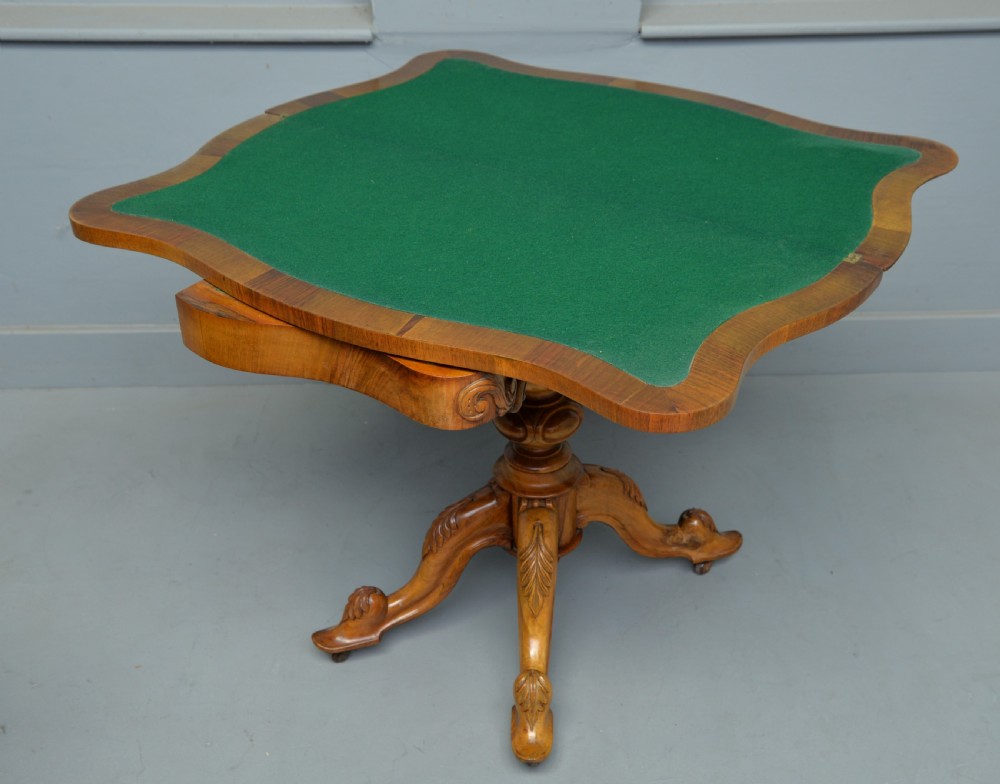 Stunning Victorian Highly Figured Walnut Card Table View V