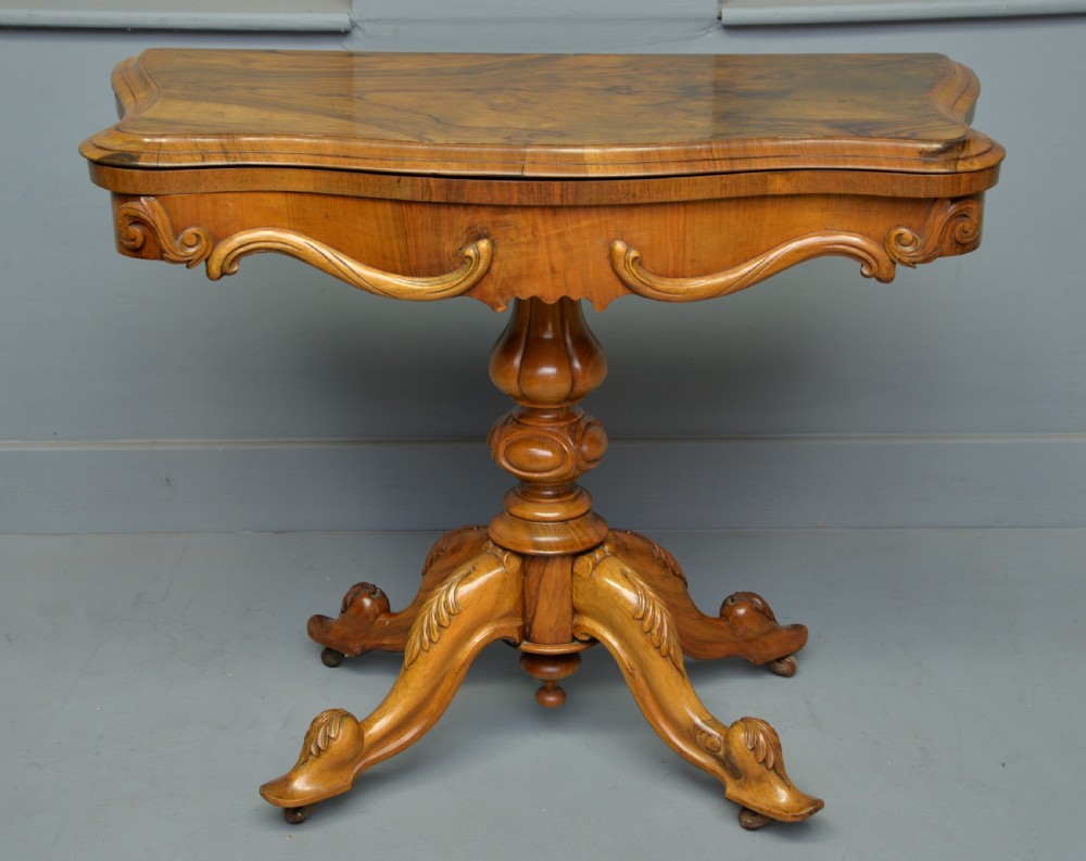 Stunning Victorian Highly Figured Walnut Card Table View XIII
