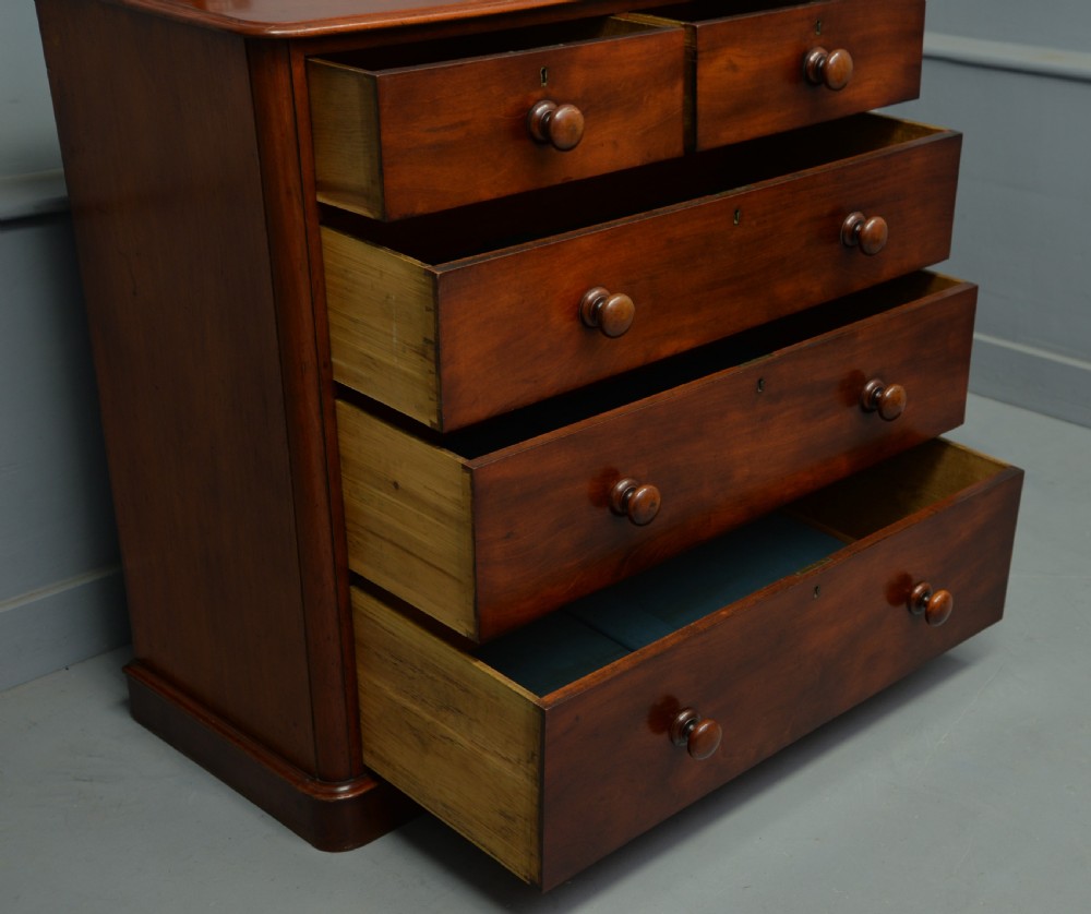 Victorian Medium Sized Mahogany Chest Of Drawers View III