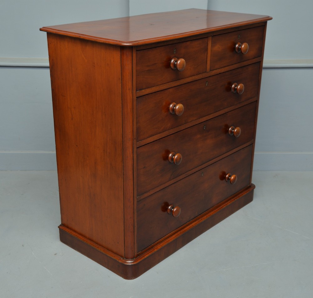 Victorian Medium Sized Mahogany Chest Of Drawers View VII