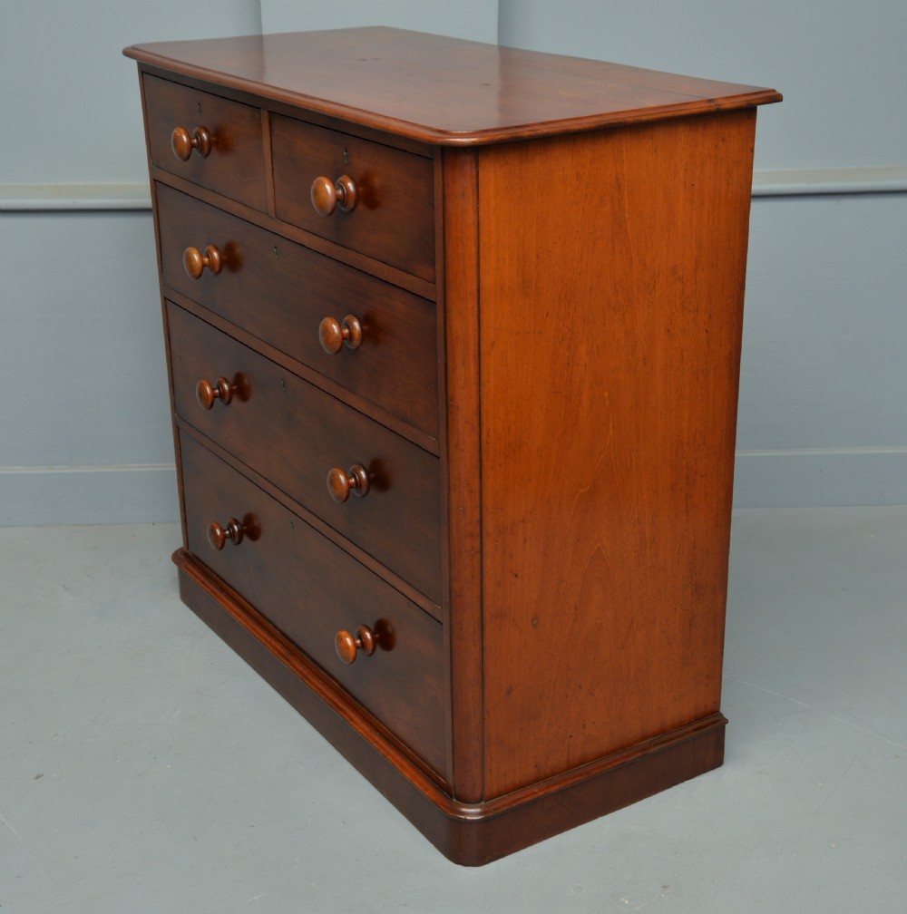 Victorian Medium Sized Mahogany Chest Of Drawers View VIII