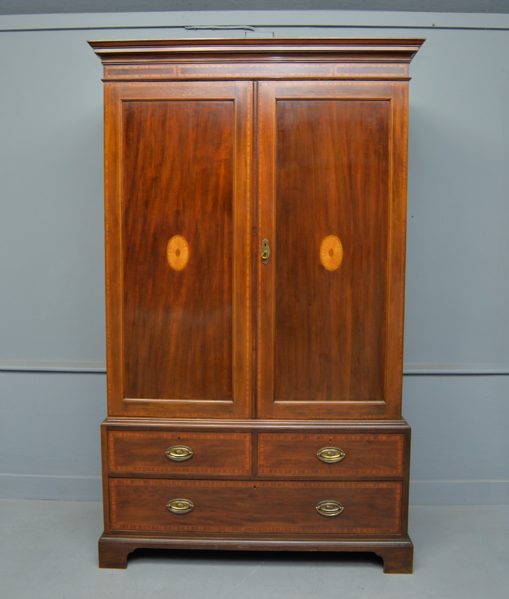 Elegant Edwardian Inlaid Mahogany Wardrobe View XII