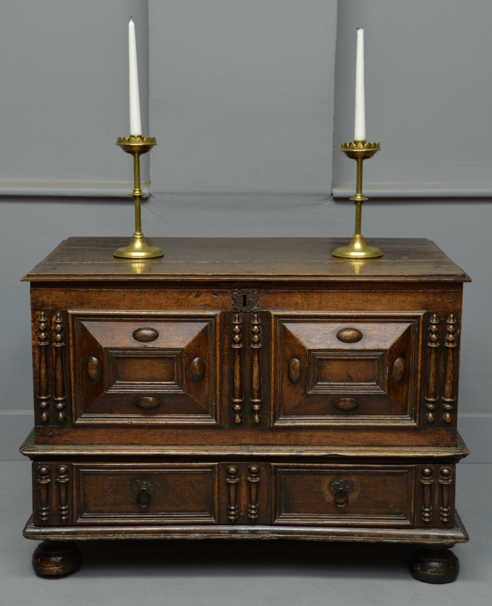 Charming 17th Century Small Oak Mule Chest View VI
