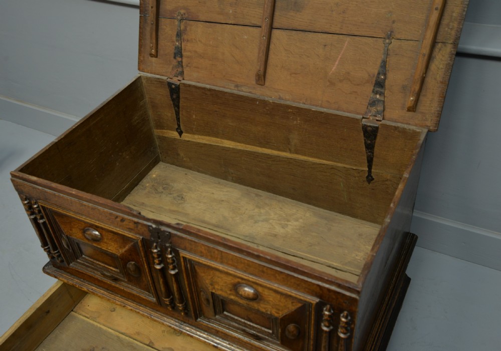 Charming 17th Century Small Oak Mule Chest View VII