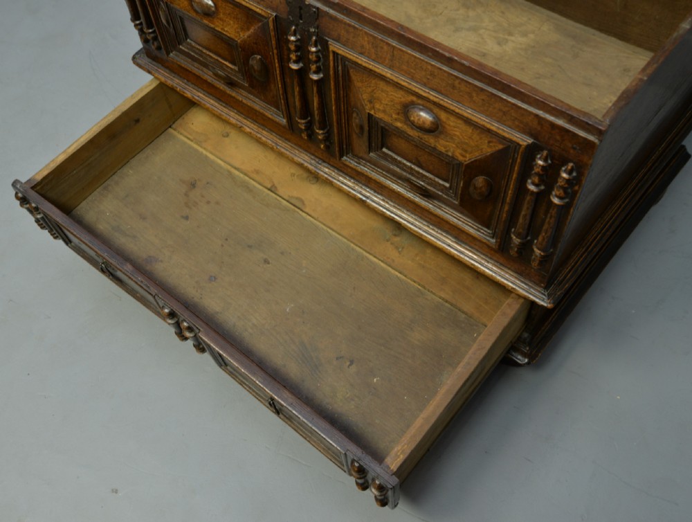 Charming 17th Century Small Oak Mule Chest View VIII