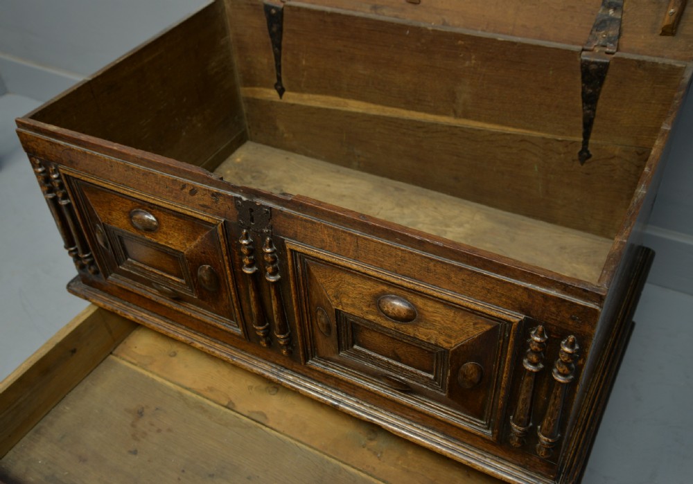 Charming 17th Century Small Oak Mule Chest View IX