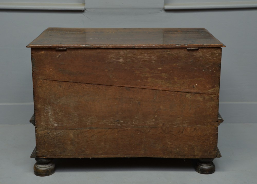 Charming 17th Century Small Oak Mule Chest View XIII