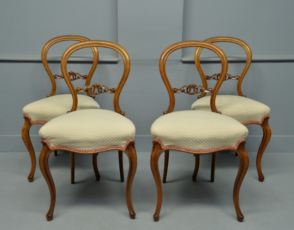 Victorian Set Of Four Walnut Balloon Back Dining Chairs John Taylor & Son