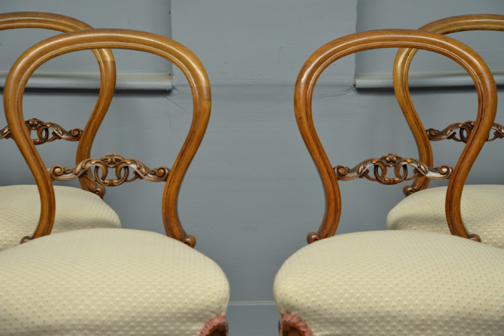 Victorian Set Of Four Walnut Balloon Back Dining Chairs John Taylor & Son View III