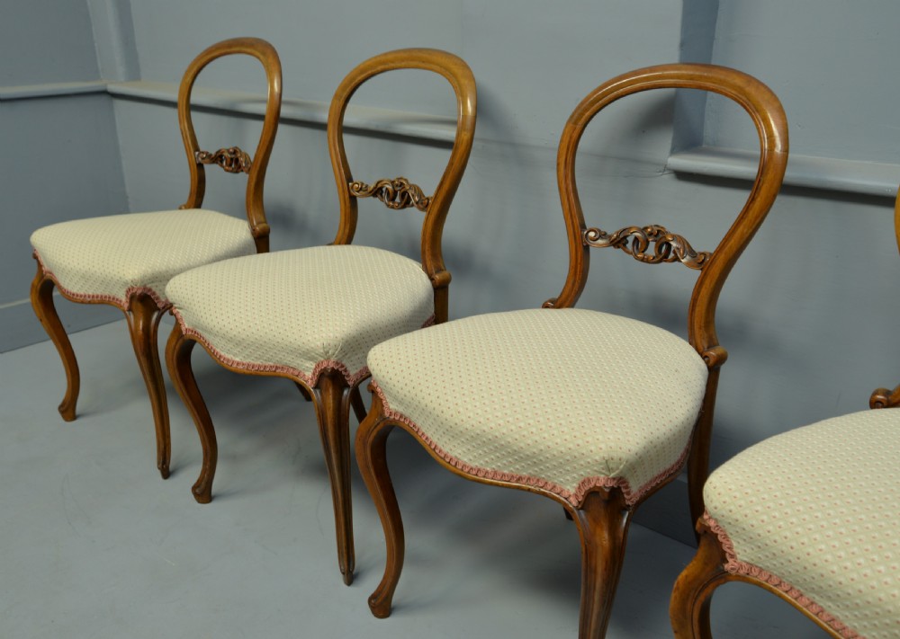 Victorian Set Of Four Walnut Balloon Back Dining Chairs John Taylor & Son View VII