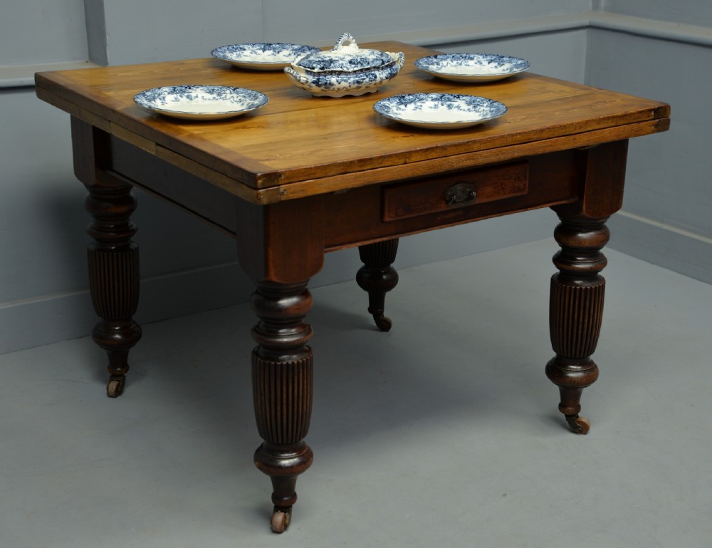 Victorian Mahogany & Pine Extending Dining Table Seats 8