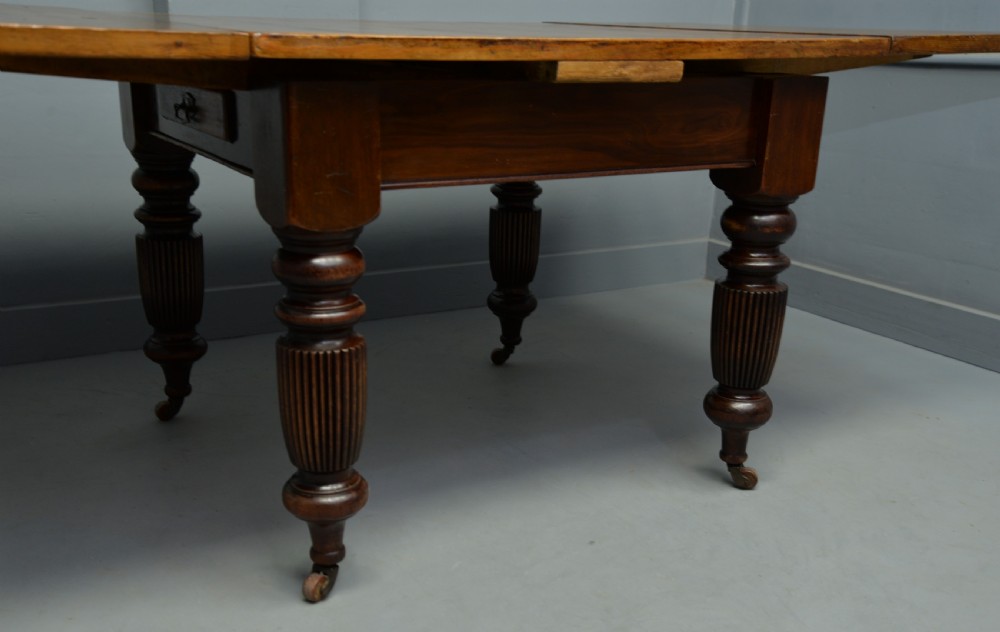 Victorian Mahogany & Pine Extending Dining Table Seats 8 View VI
