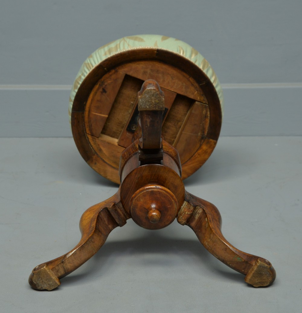 Pretty Victorian Walnut Adjustable Piano Stool View V