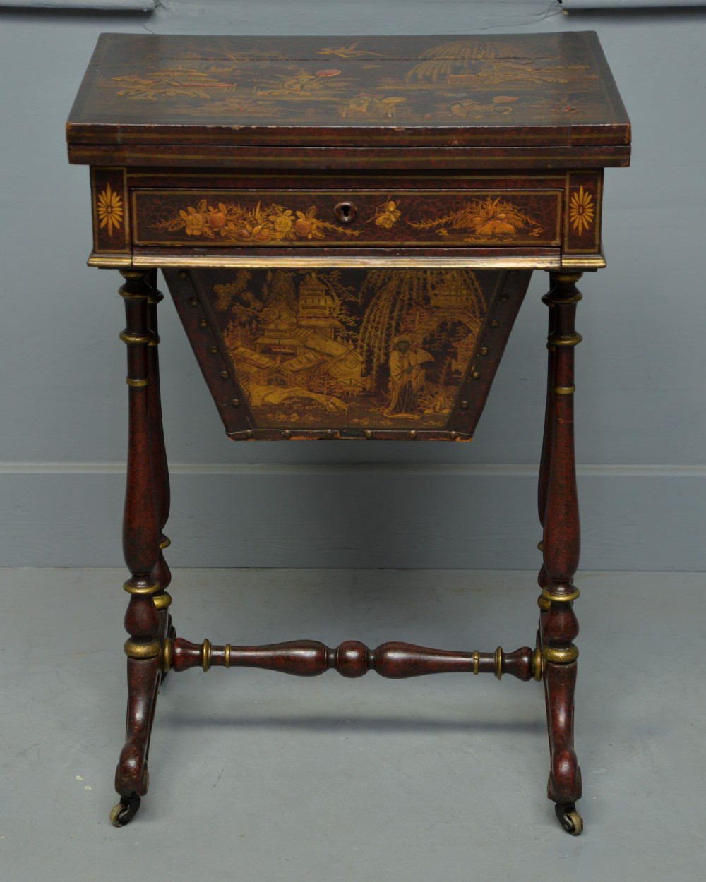 Early 19th Century Chinoiserie Red-Lacquered Games / Sewing Table View II