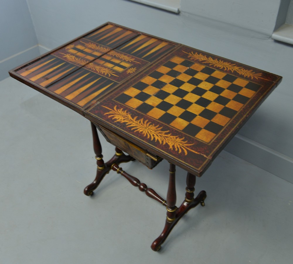 Early 19th Century Chinoiserie Red-Lacquered Games / Sewing Table View VII