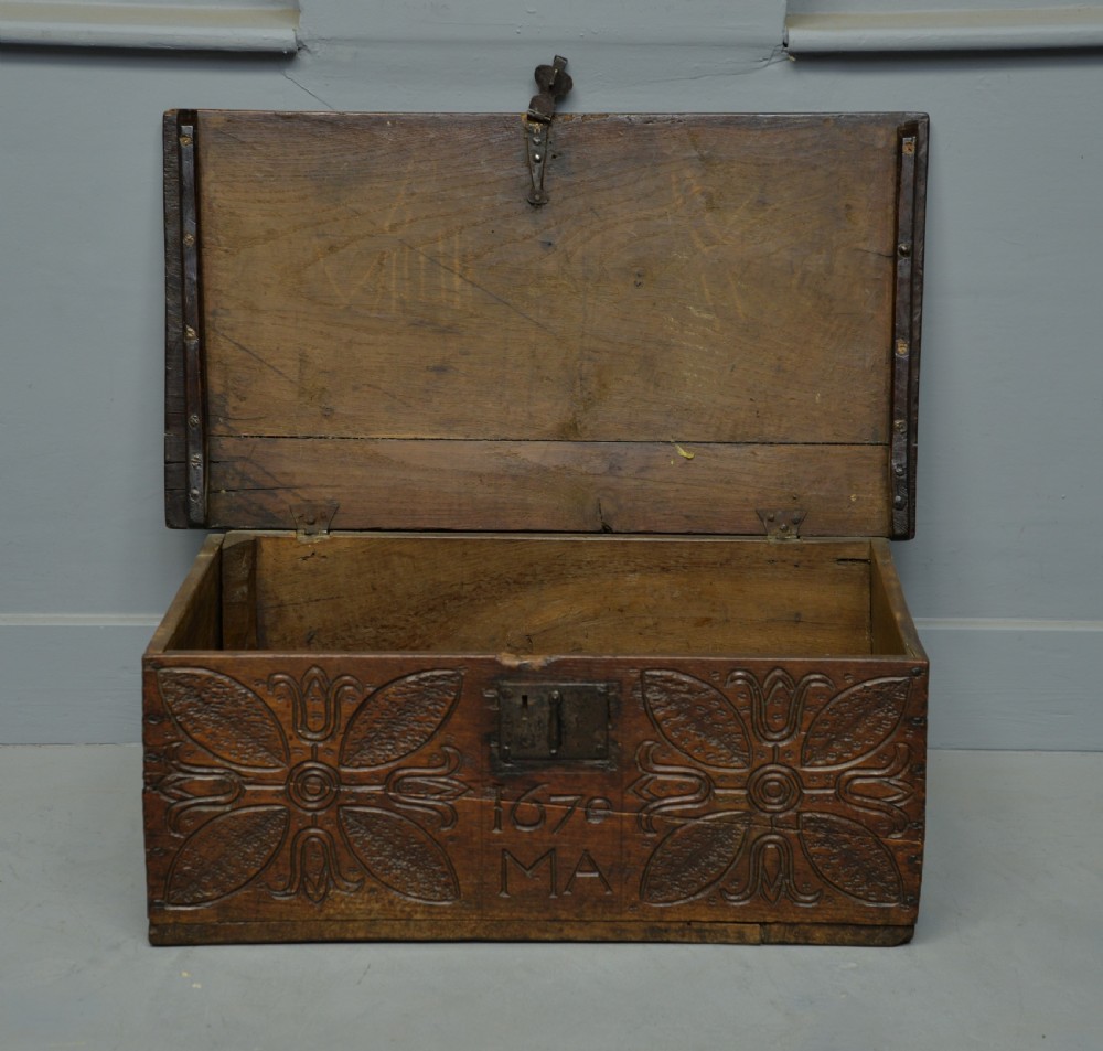 Charming 17th Century Carved Oak Box / Small Chest Dated 1670 View VI