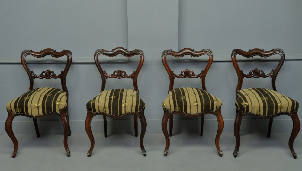 Superb Victorian Set Of Four Rosewood Dining Chairs View II