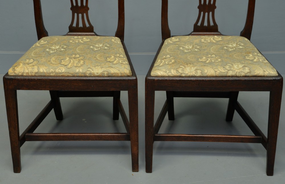 Pair Of Georgian Hepplewhite Shield-Back Mahogany Chairs View IV