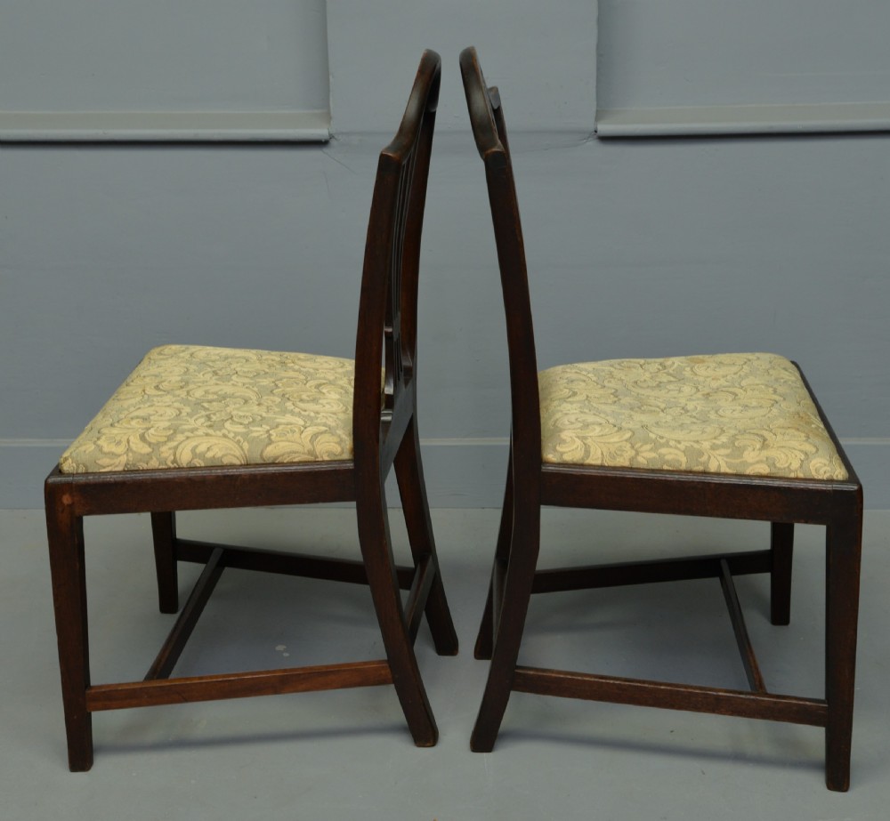 Pair Of Georgian Hepplewhite Shield-Back Mahogany Chairs View VII