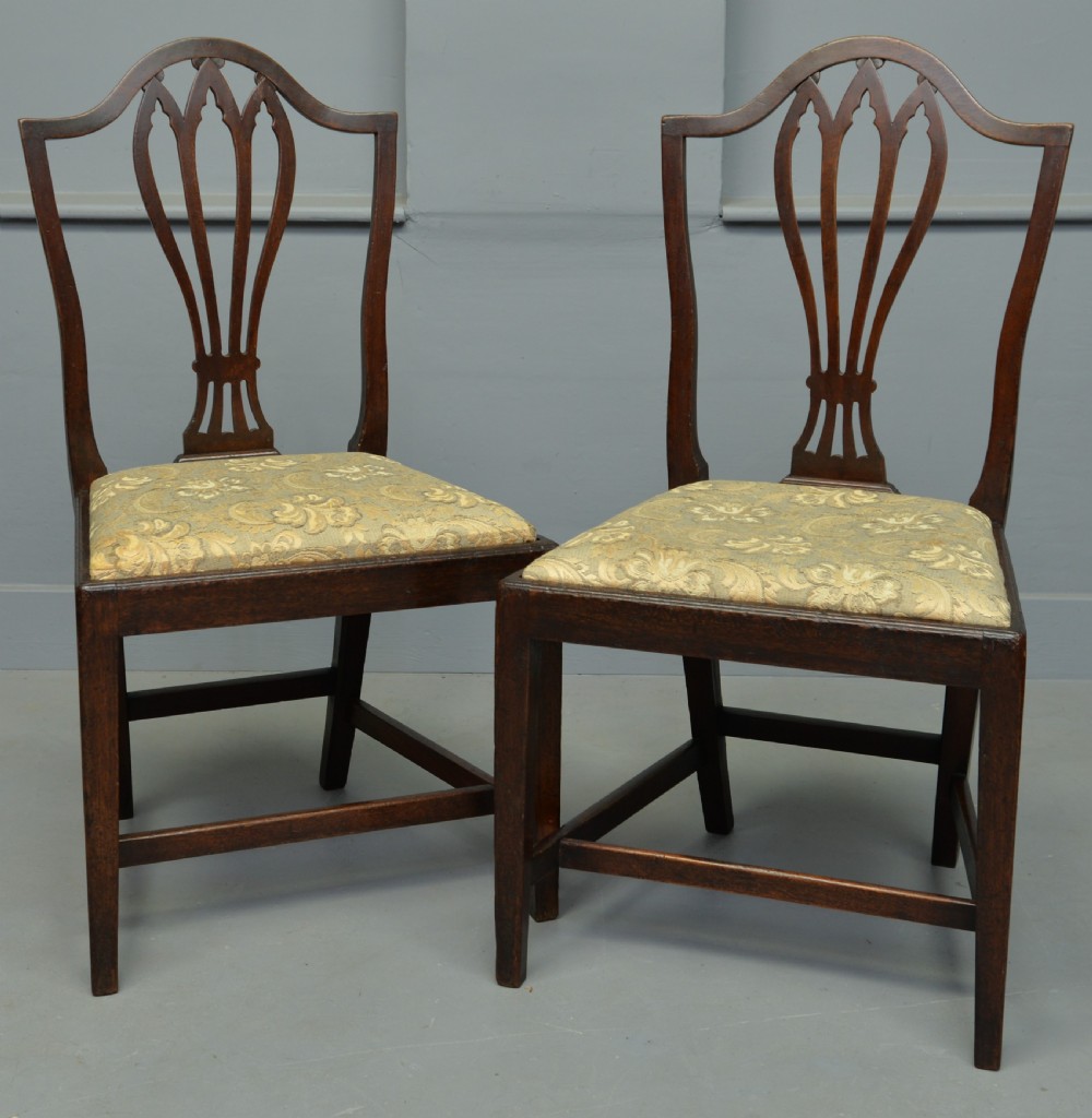 Pair Of Georgian Hepplewhite Shield-Back Mahogany Chairs View XIII