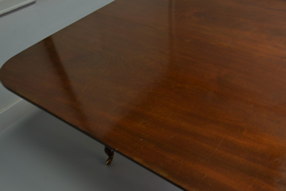 Elegant Regency Mahogany Drop-Leaf Dining Table View VII