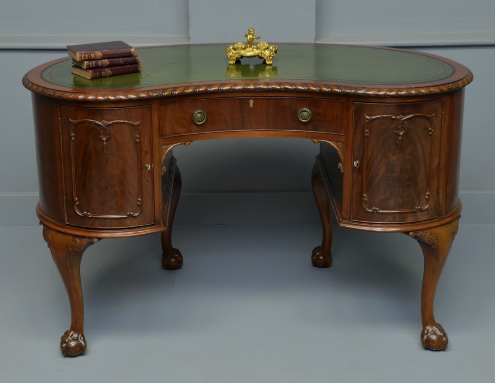 Early 20th Century Mahogany Kidney Shaped Desk