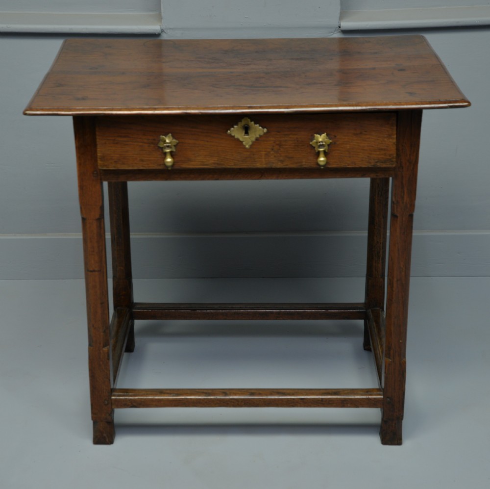 Early 18th Century Oak Side Table View IV