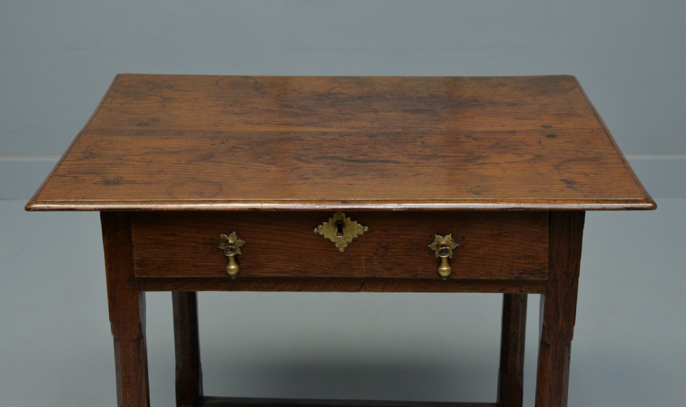 Early 18th Century Oak Side Table View IX