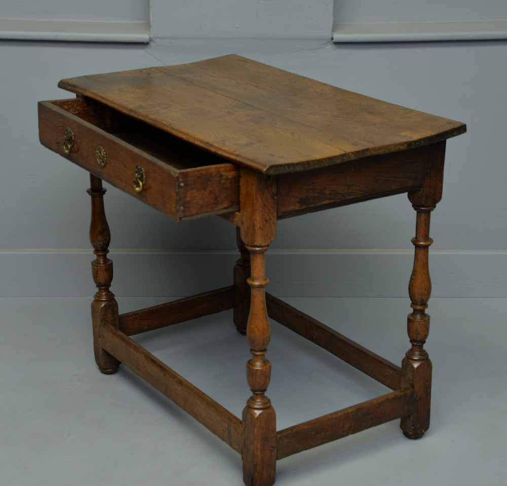 Early 18th Century Oak Side Table View VI