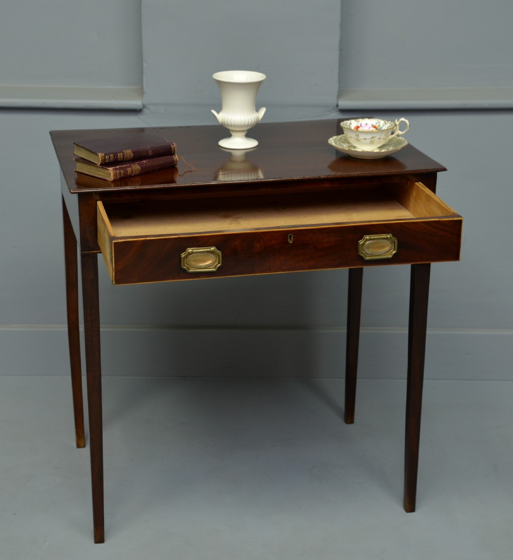 Elegant George III Mahogany Side Table View III