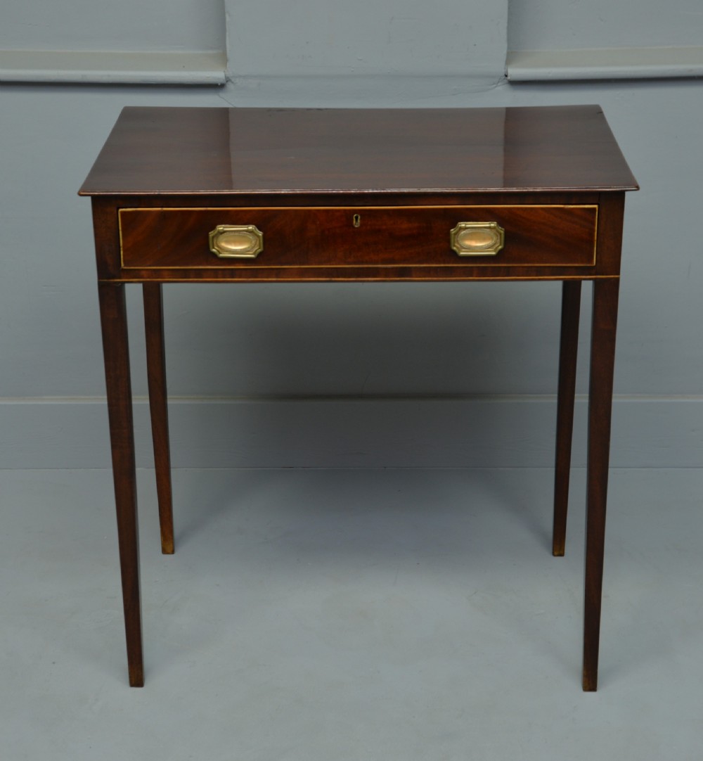 Elegant George III Mahogany Side Table View IV