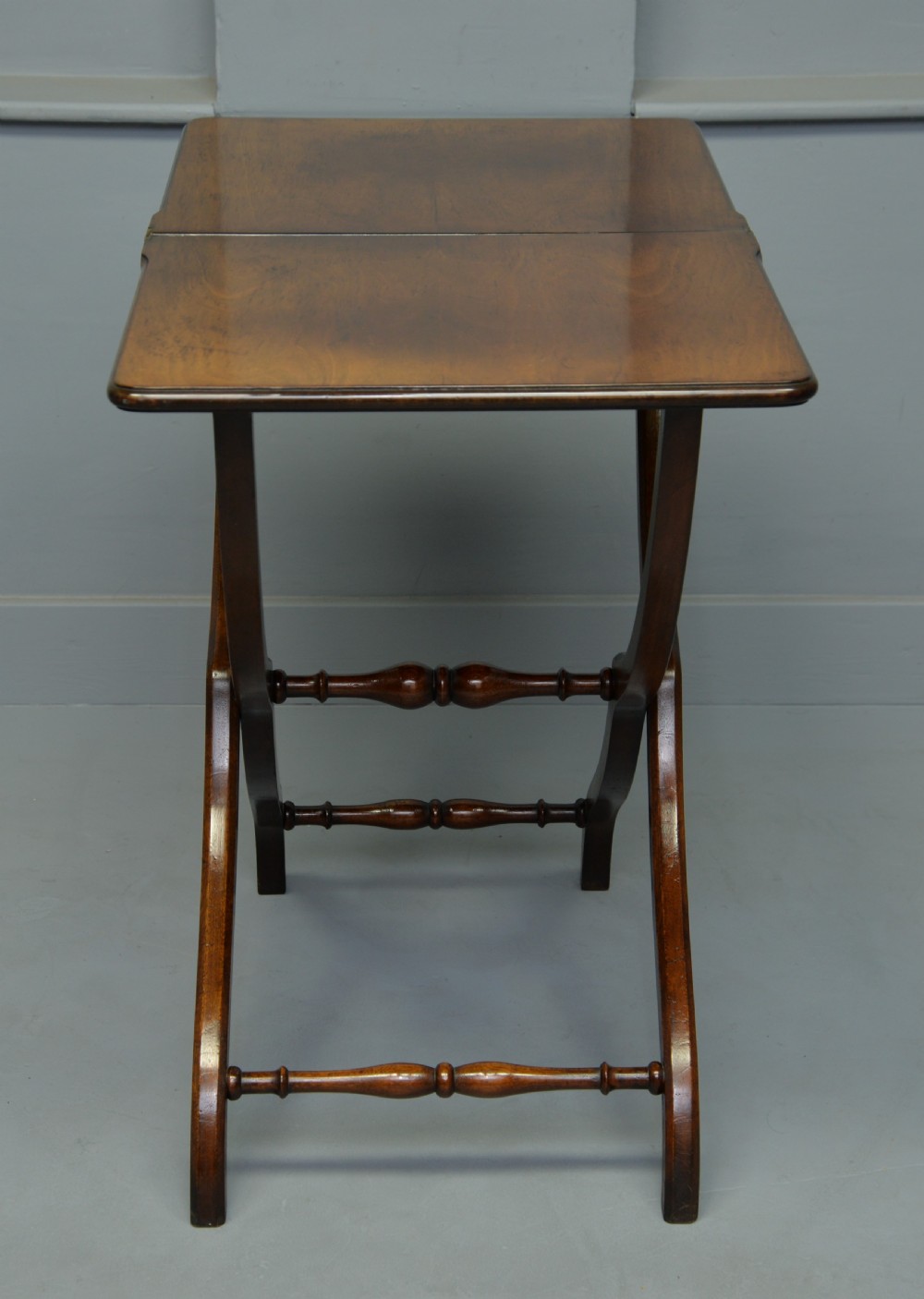 Fine Early 19th C Mahogany Campaign Table View IV